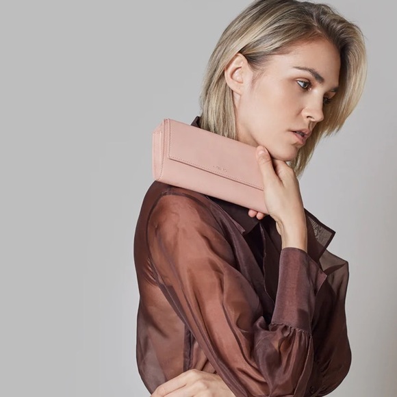 Angela Roi dark red burgundy ‘bordeaux’ clutch wallet - Picture 2 of 10